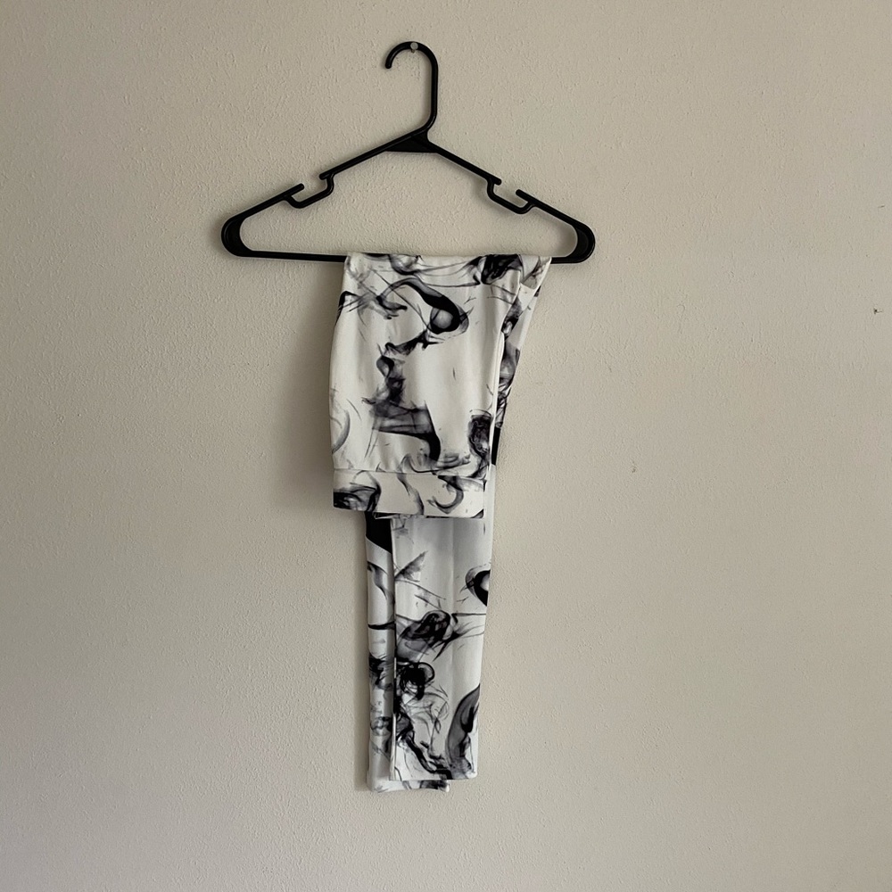 Marble leggings